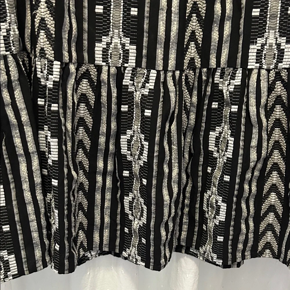 Chico's Dress Women’s L Black/White Aztec 3/4 Sleeve Tiered - Picture 7 of 16